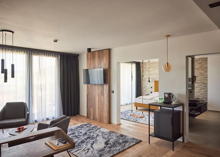 Отель Impulshotel Freigold 4*